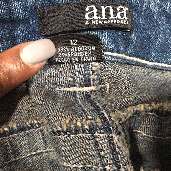 COPY - Reserved A.N.A. Dark Denim Embroidered Flare Leg Jean - Picture 12 of 14